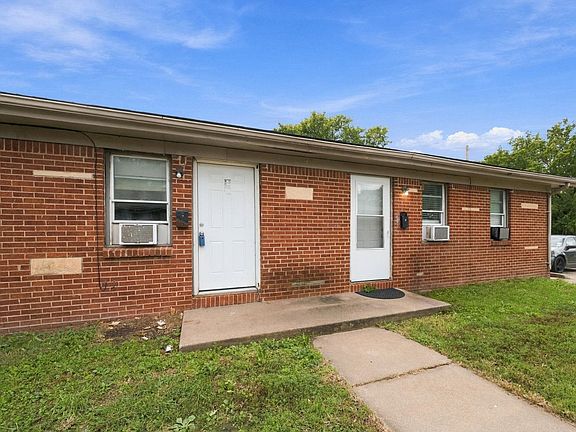 2nd image of 1312 N Piatt Ave