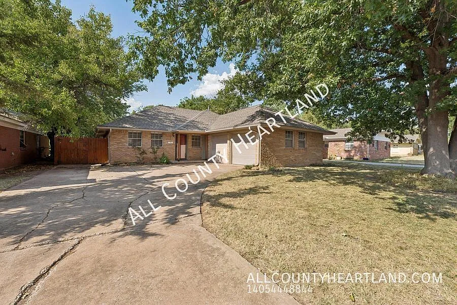 1209 NW 103rd St