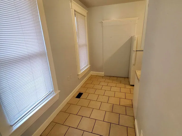 214 N 17th St #2 — Photo 7
