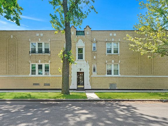 2nd image of 3315-25 W Ardmore Ave