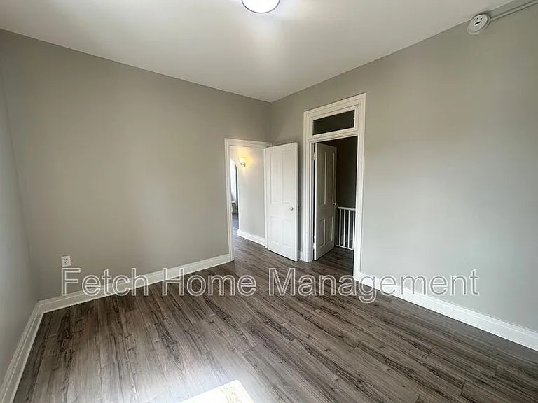 701 Walnut St #3 — Photo 6