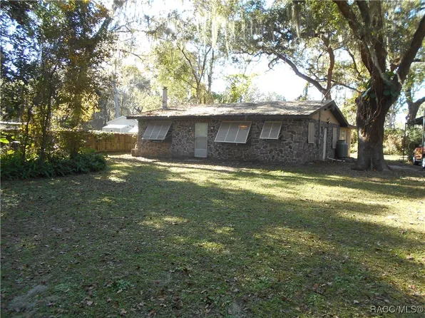 3752 County Road 406a, Lake Panasoffkee, FL 33538