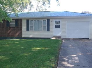 212 Redwood Dr, Elsberry, MO 63343