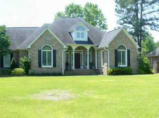 3305 W Hampton Pointe Dr, Florence, SC 29501