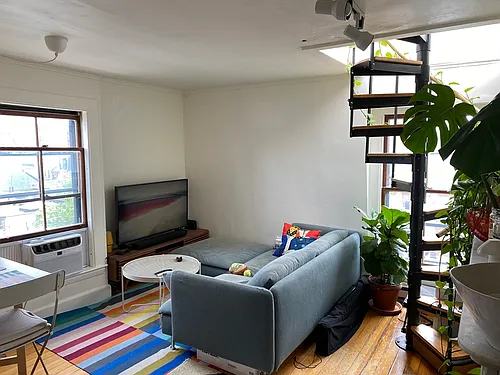 49 Brimmer St #9 Photo 1