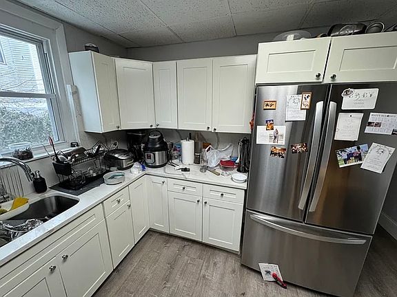 2nd image of 11 Burnham St #2