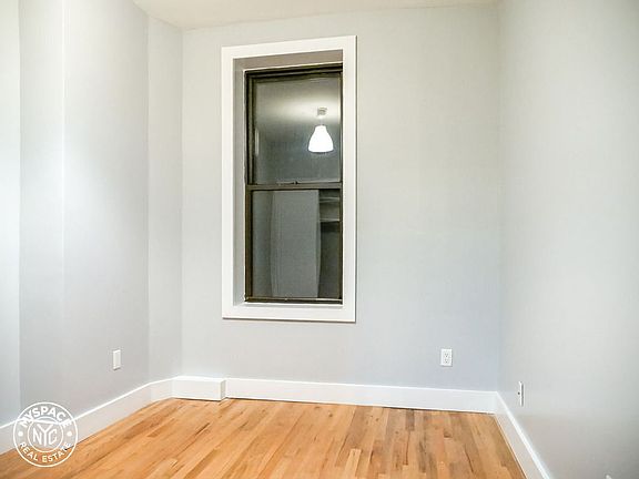 5th image of 376 Lewis Ave APT 6