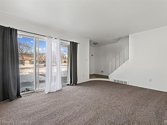 3rd image of 8232 Karam Blvd Unit 1