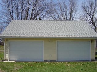 11615 E 600 N, Orland, IN 46776