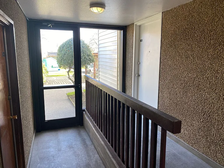 Justine Apartments Open House Saturdays 1:30pm-3:30pm — Photo 14