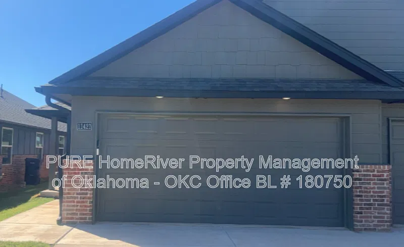 3 bed, 2.0 bath, 1216 sqft, $1,545 — Photo 1