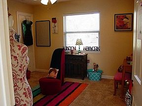 4th image of 210 Vista Del Lago Dr