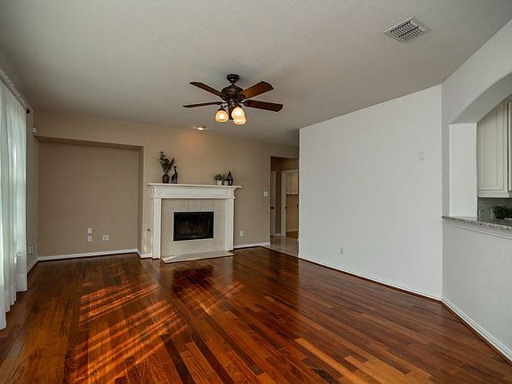 4th image of 4757 Lincolnshire Dr