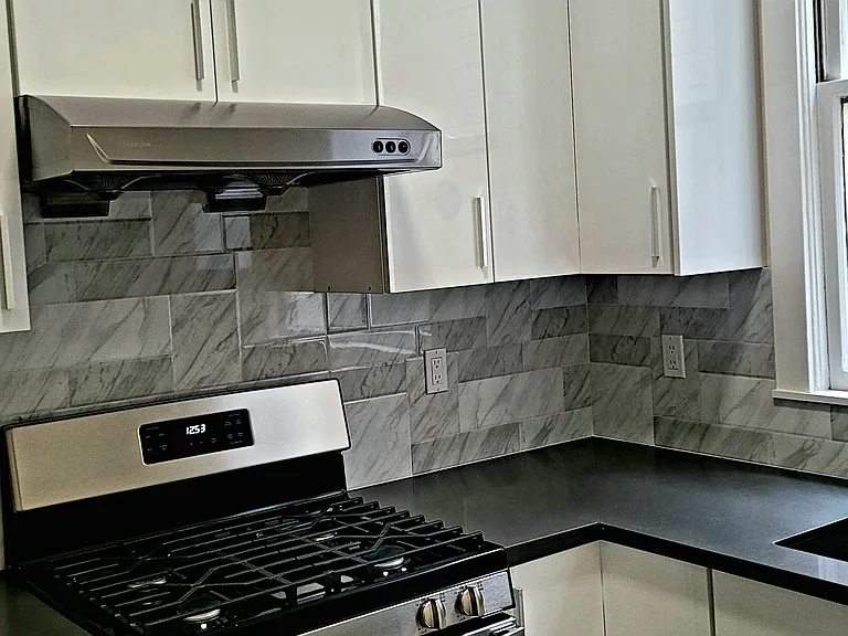 1616 Taylor St #3 — Photo 5
