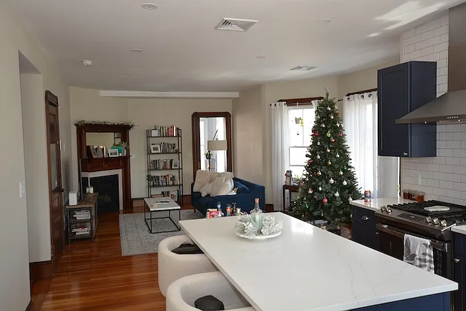 35 Lincoln St #2 — Photo 3