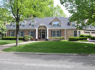 5631 State Park Rd, Fairway, KS 66205