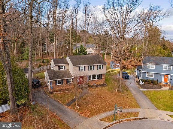 3rd image of 4 Valley Oak Ct