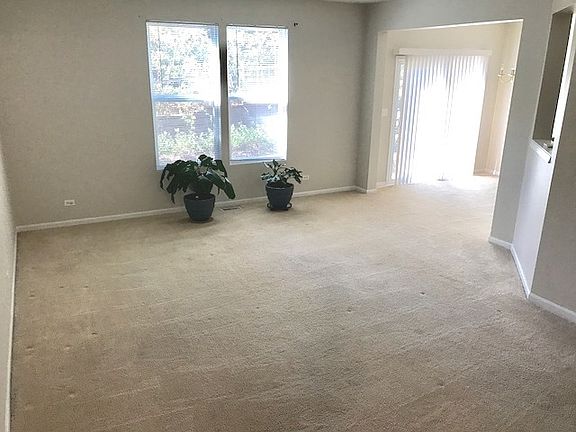 4th image of 1436 Yellowstone Dr