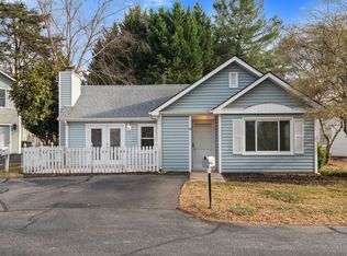 610 Pisgah Church Rd UNIT 14, Greensboro, NC 27455