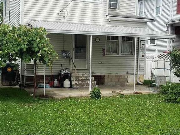 5th image of 1560 Jackson St