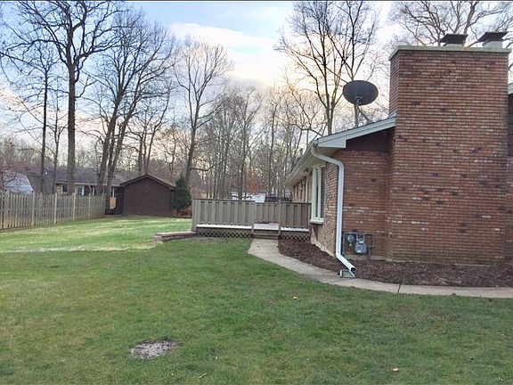 5th image of 341 Holdridge Ave