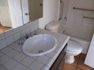 663 W Walnut Ave, El Segundo, CA 90245