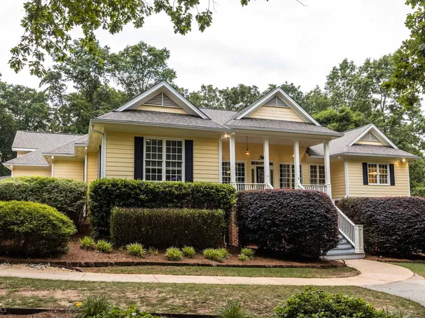 1216 Savannah Ln, Monroe, GA 30655