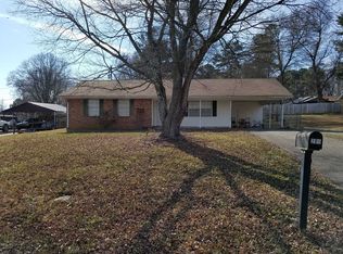 205 King Henry Ln, Gastonia, NC 28056