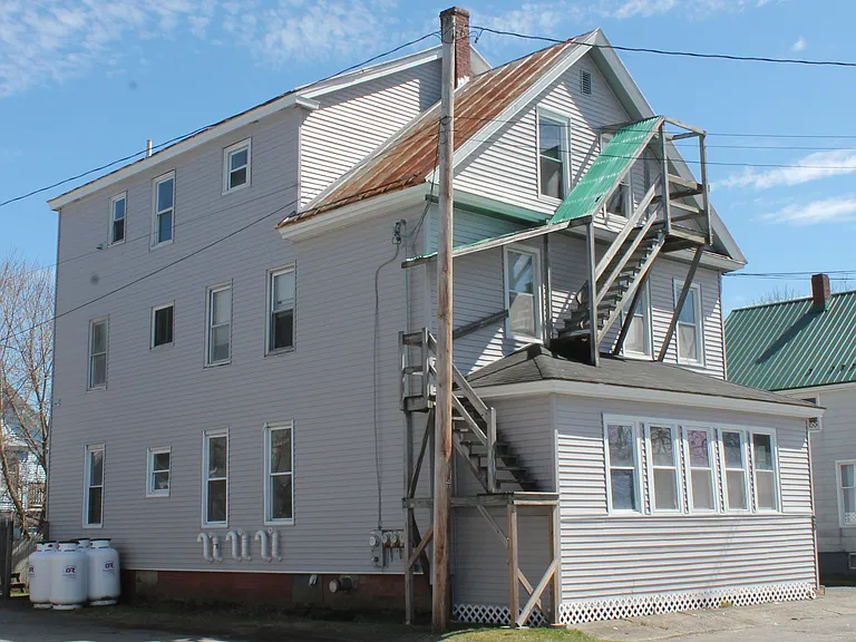 20 Bellevue St #2 — Photo 14