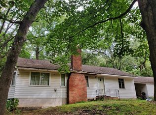 6056 Old Porter Rd, Portage, IN 46368