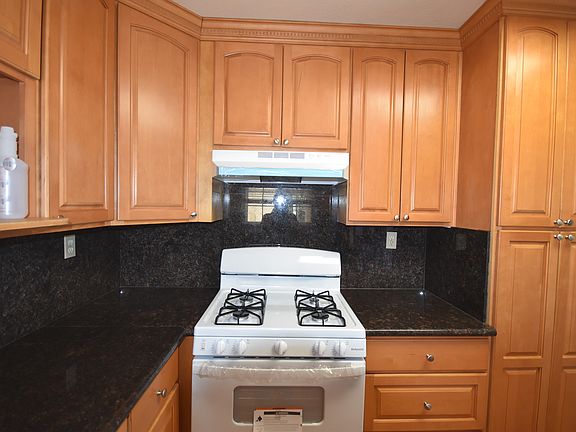 2nd image of 1098 Sereno Dr