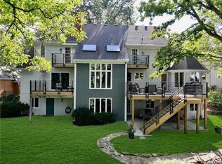 10908 W 120th St, Overland Park, KS 66213