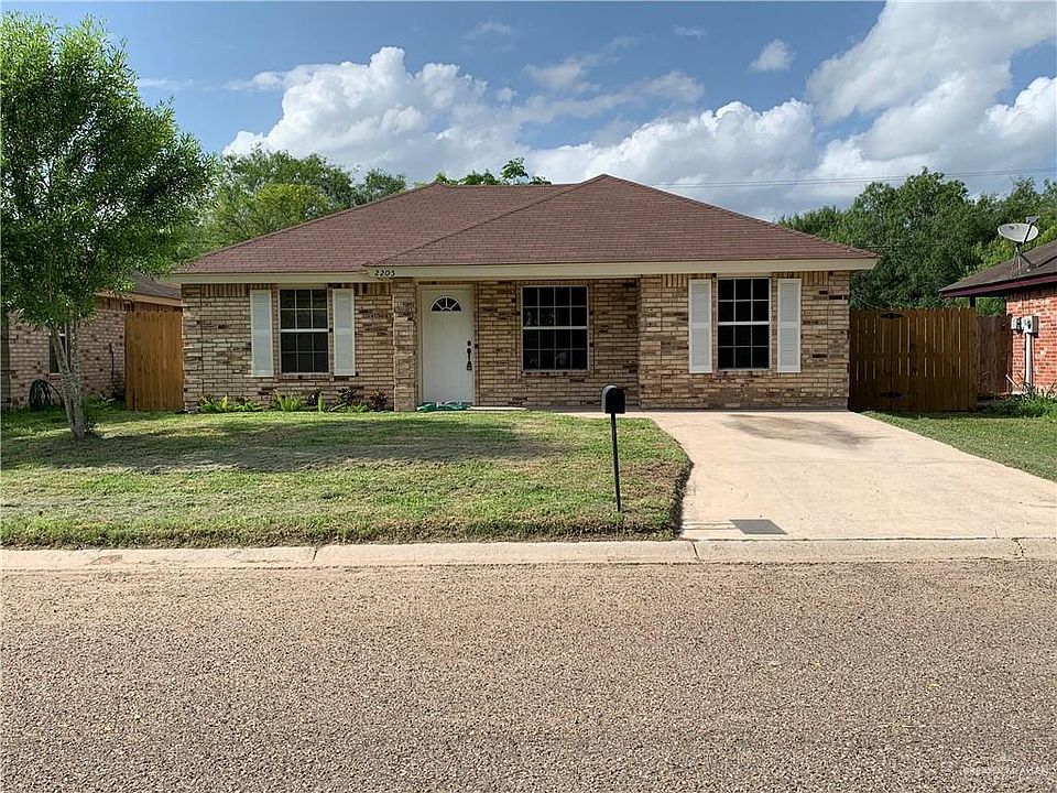 1st image of 2205 Rebecca Dr