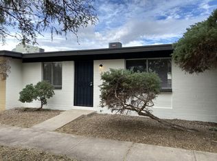 4053 S Queen Palm Dr, Tucson, AZ 85730