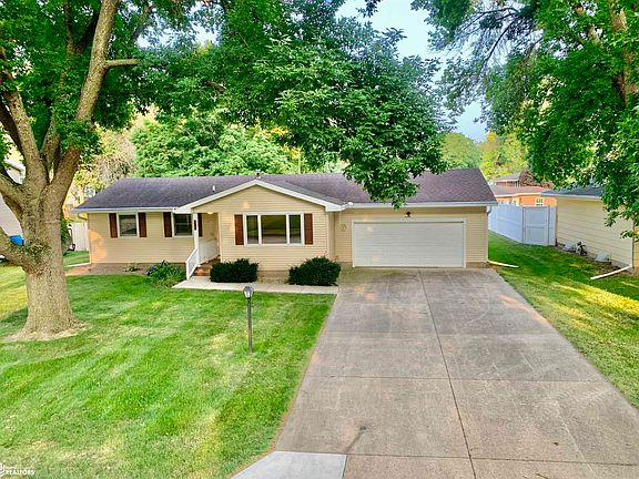 2nd image of 1408 Southfield Dr
