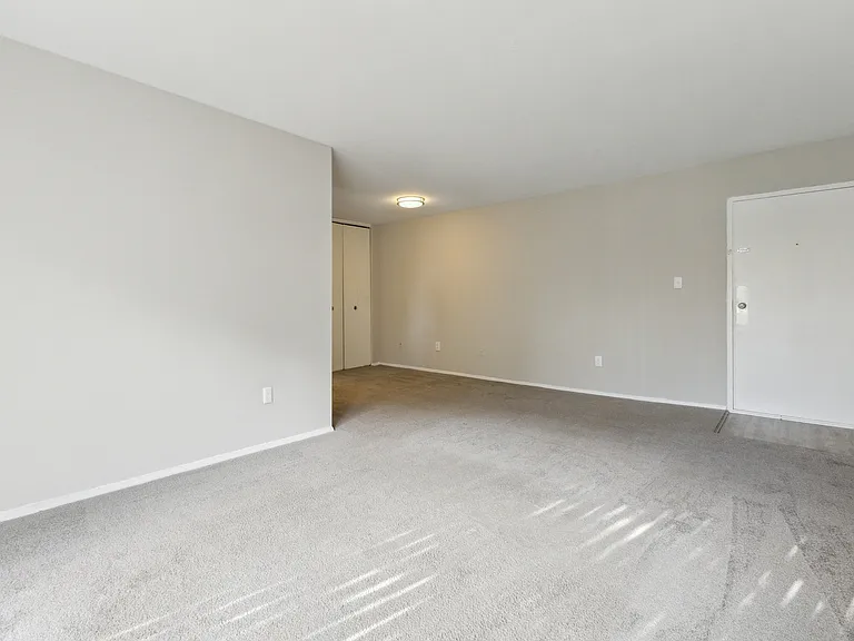 Briarwood Apartments — Photo 12