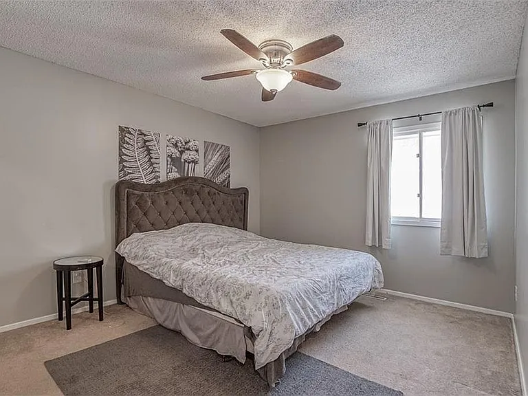 10923 Gillette St — Photo 3