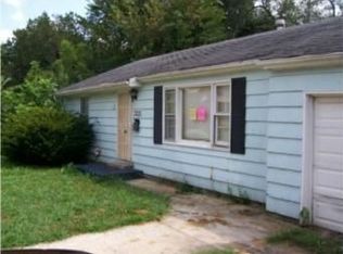 3215 E 68th St, Kansas City, MO 64132