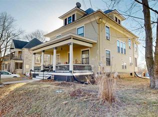 219 S Summit St, Iowa City, IA 52240