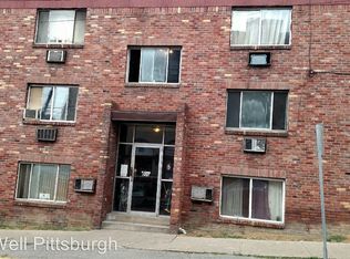 510 2nd St APT 32, Pitcairn, PA 15140