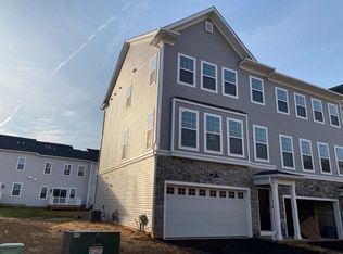 232 Red Leaf Ln, Exton, PA 19341