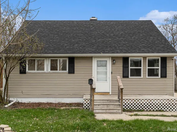 541 Woodlawn Ave, Ypsilanti, MI 48198
