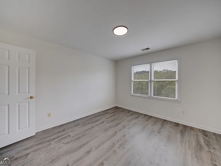 5795 Dovnick Dr — Photo 36