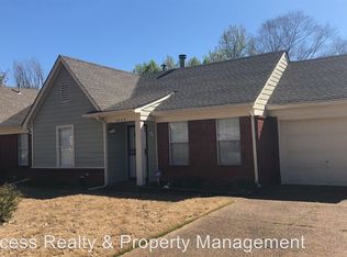 5898 Willow Springs Dr, Millington, TN 38053