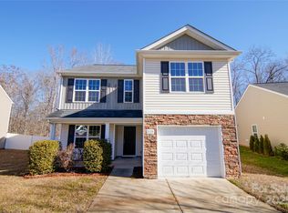 8224 Deodora Cedar Ln, Charlotte, NC 28215