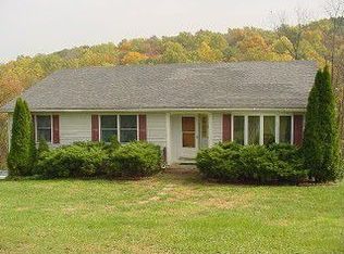1278 Consiler Ln, Hedgesville, WV 25427