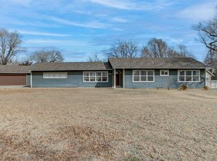 6524 W University St, Wichita, KS 67209