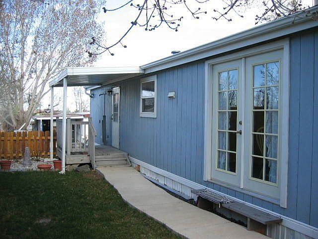 1568 Square Feet