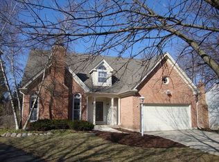 2S748 White Birch Ln, Wheaton, IL
