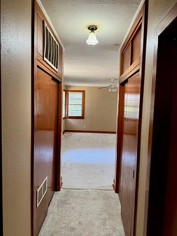 3 bed, 1689 sqft, $950 — Photo 3
